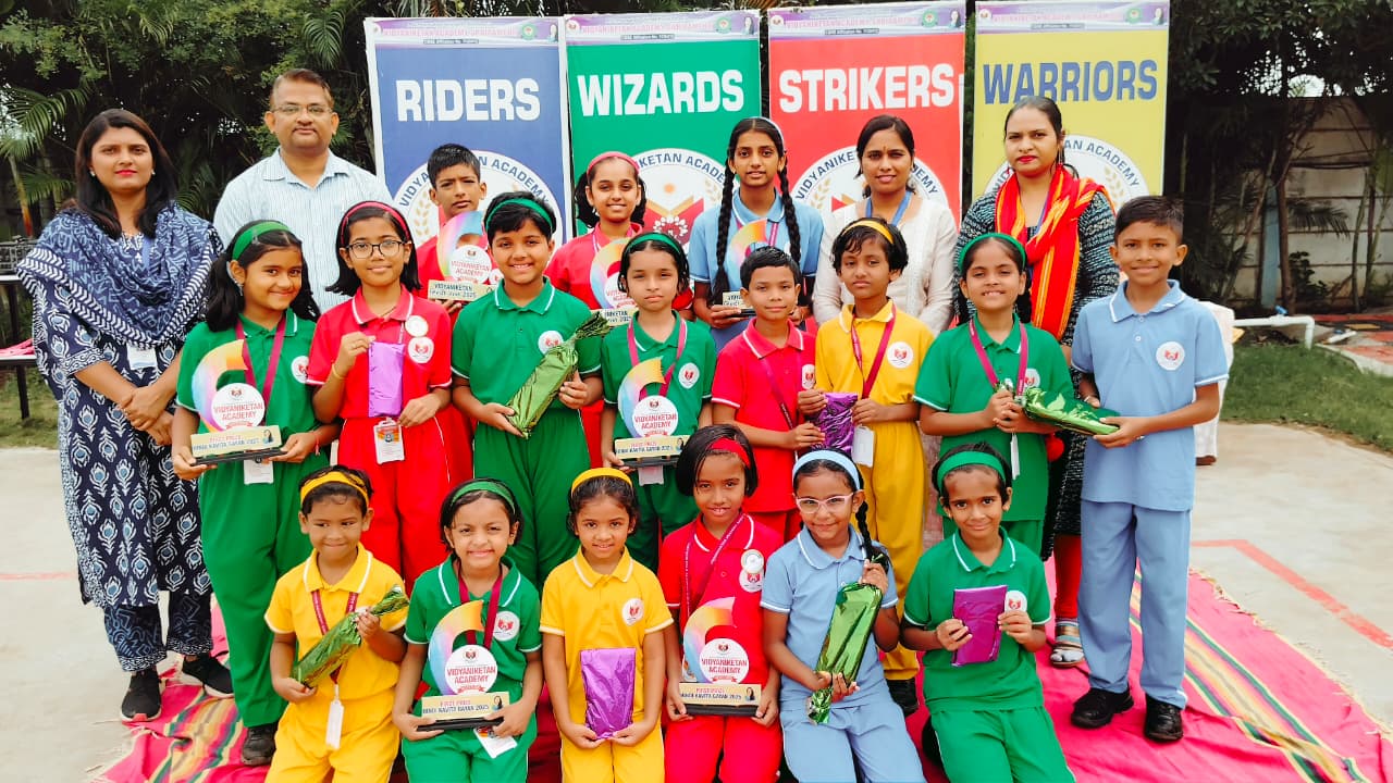 Hindi Ratna Pratiyogita Winners